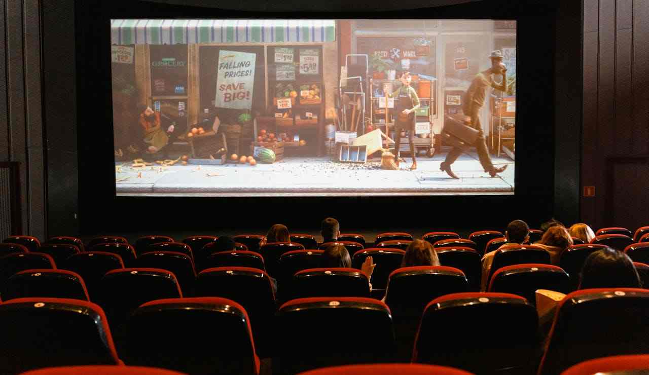 Offriamo 4.000€ mensili | Per gli amanti del cinema è il lavoro dei sogni: serve soltanto la buona volontà
