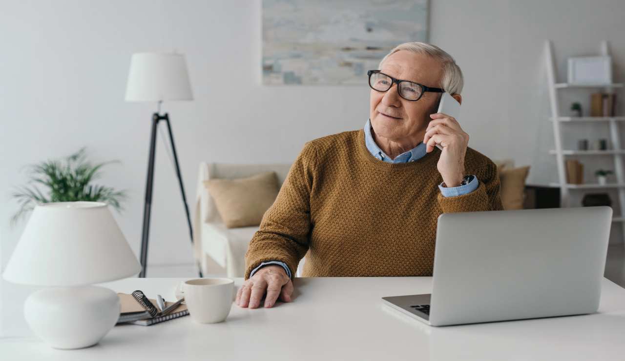 ULTIM’ORA – Da Maggio vai in pensione a 56 anni: ufficiale, basta fare domanda ad INPS e smetti di lavorare subito