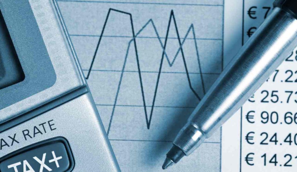 Illustrazione di alcune tasse (Canva FOTO) - financecue.it