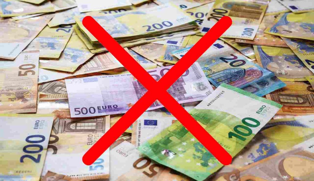 Contanti e limiti (Pixabay foto) - www.financecue.it