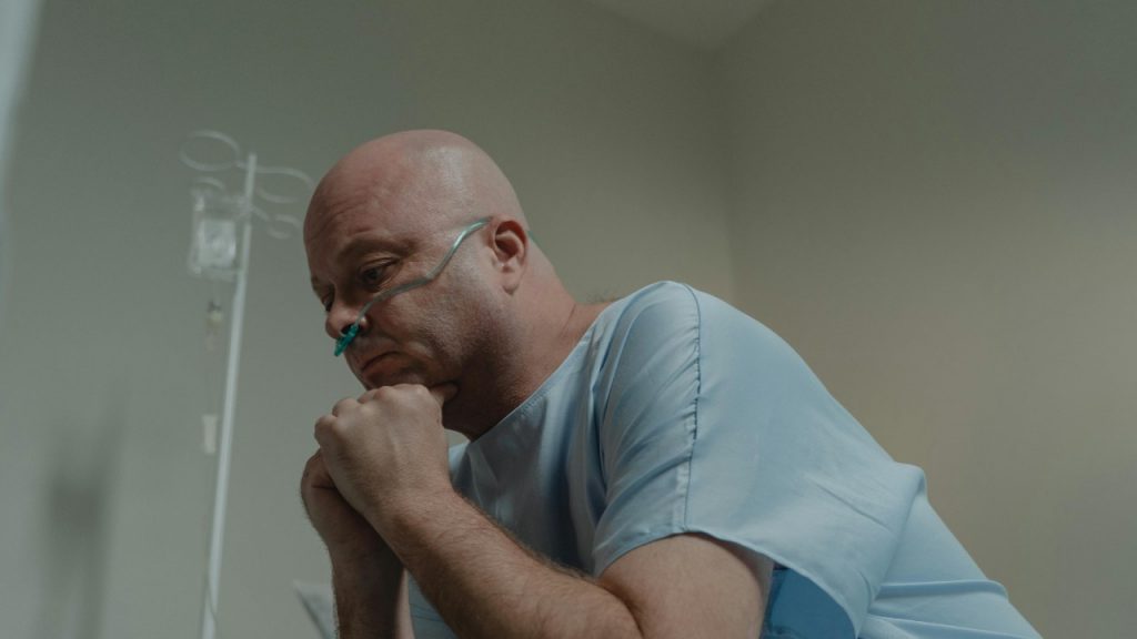 Uomo in ospedale